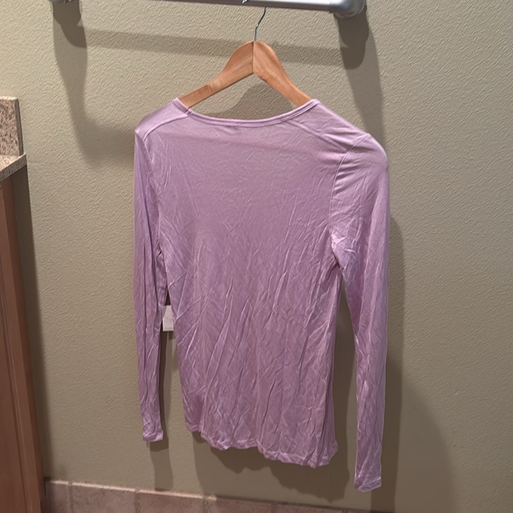 NWT Banana Republic Lilac Long Sleeve silky top - Picture 8 of 10